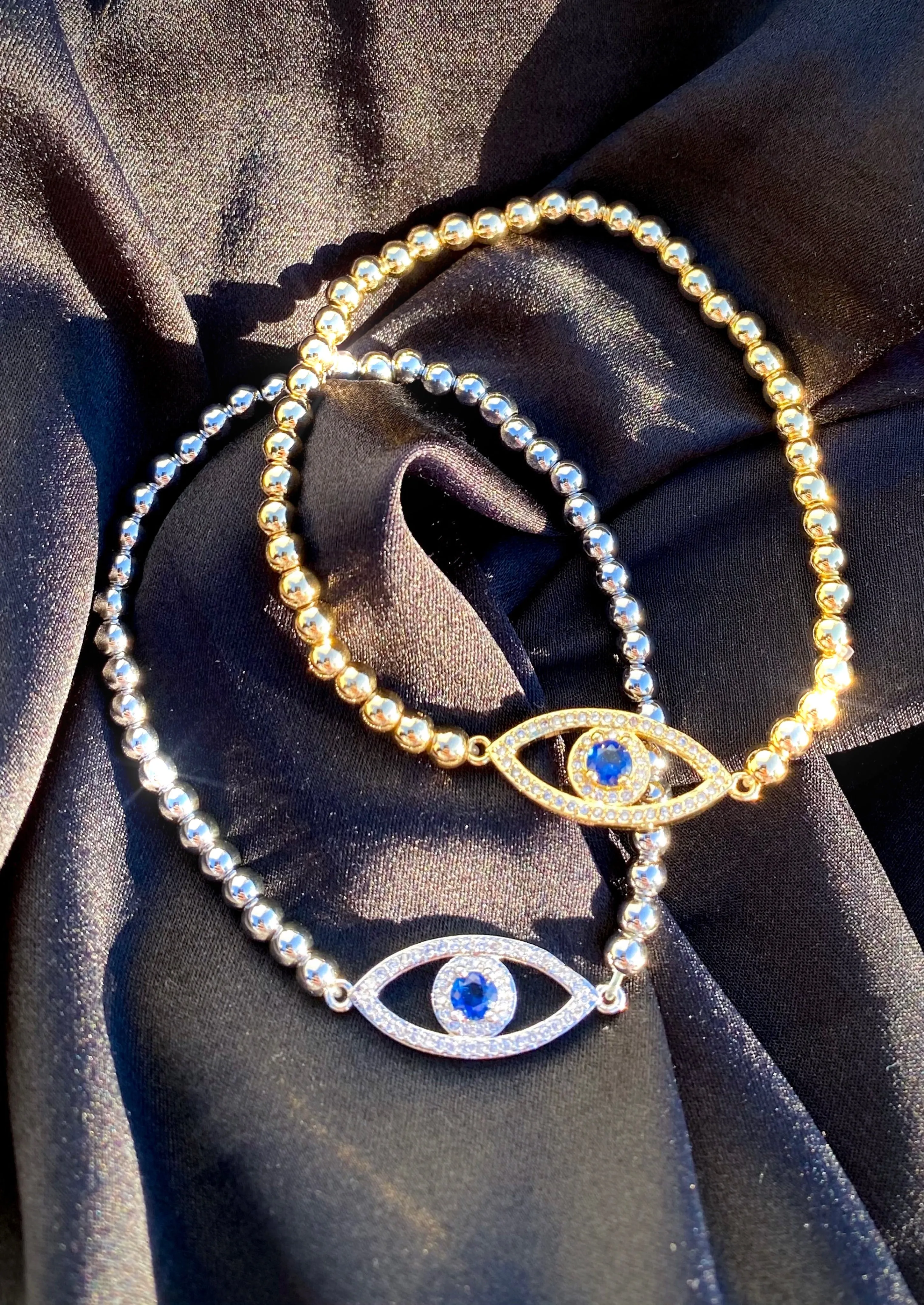 Dainty Evil Eye Bead Bracelet