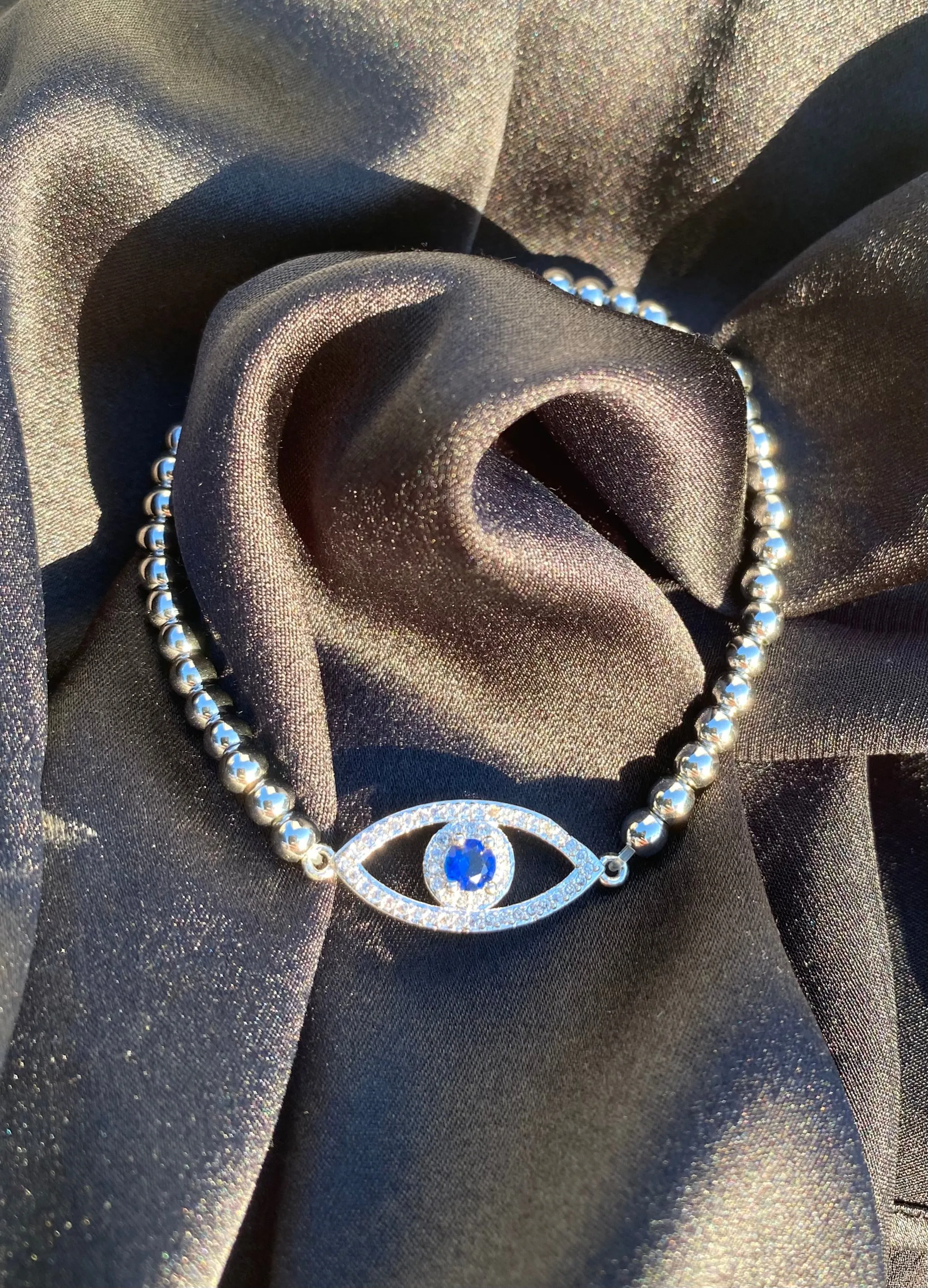 Dainty Evil Eye Bead Bracelet