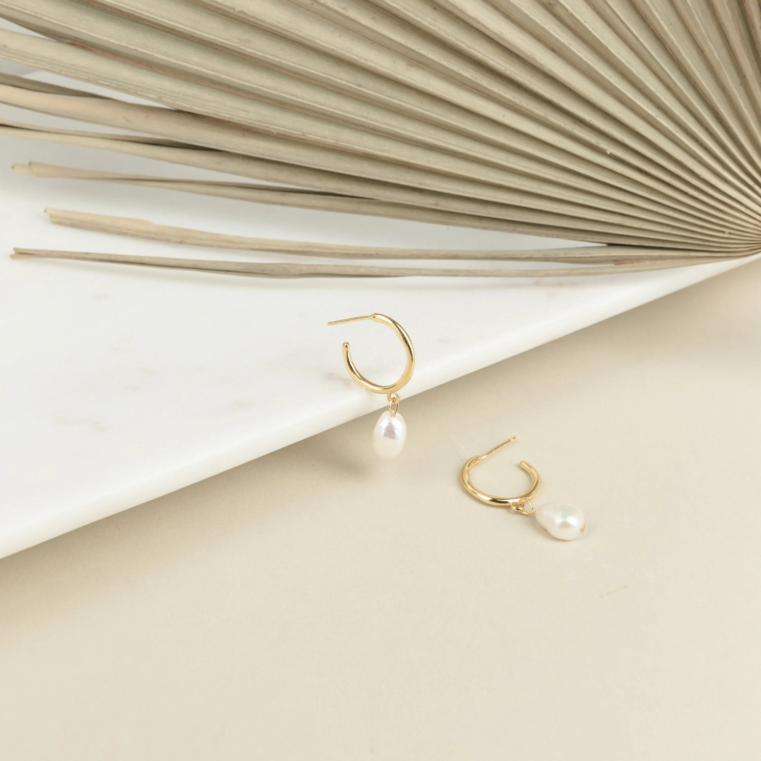 Margot Pearl Hoops