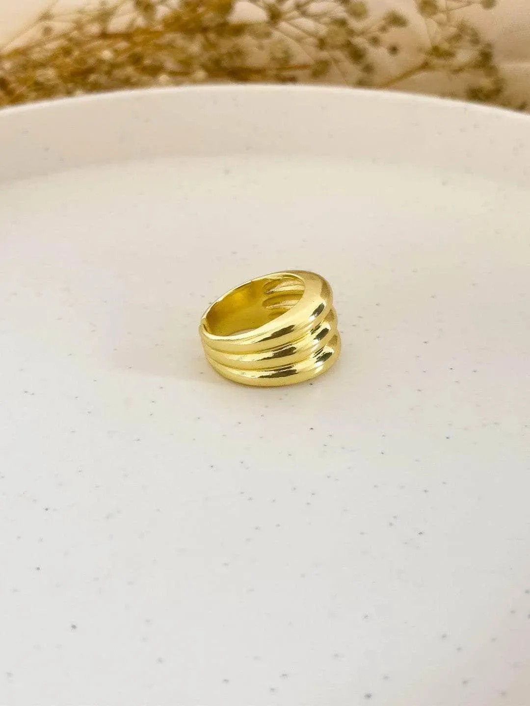 Vintage Metallic Three Layer Closed Ring